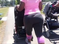 Big booty black women in spanex walking